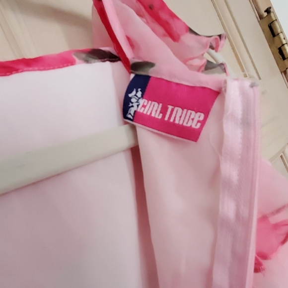 Girl Tribe Floral Flutter Sleeve Dress Sz 5/6 - Picture 5 of 7